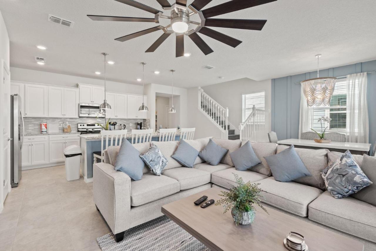 New To Market New Construction 5 Bed Retreat In World Famous Windsor Island Davenport Kültér fotó