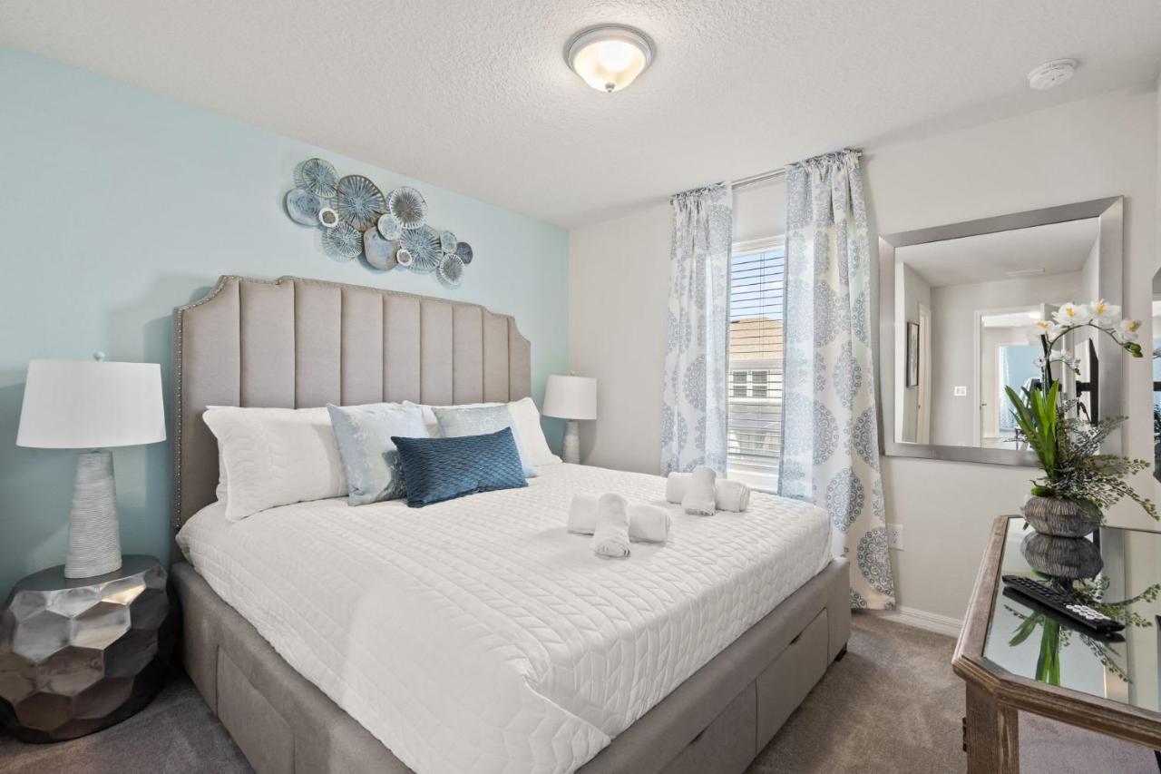 New To Market New Construction 5 Bed Retreat In World Famous Windsor Island Davenport Kültér fotó